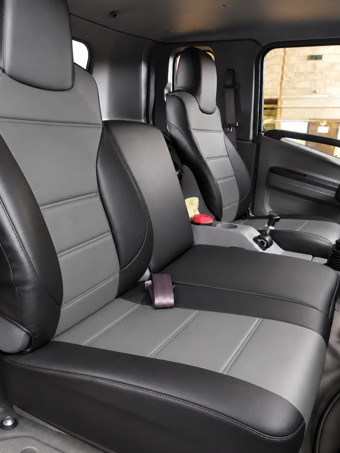 Чехлы сидений JAC N75/N80 дорестайлинг — экокожа